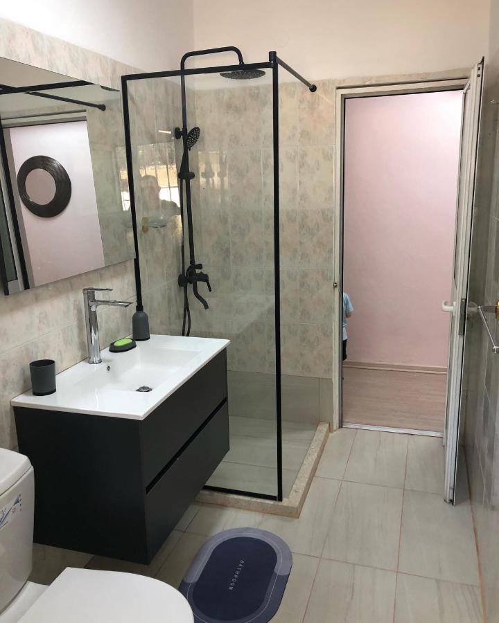 Itan's Apartment-lovely Guest In Center Tirana